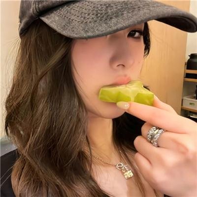 圣女小德兰海报